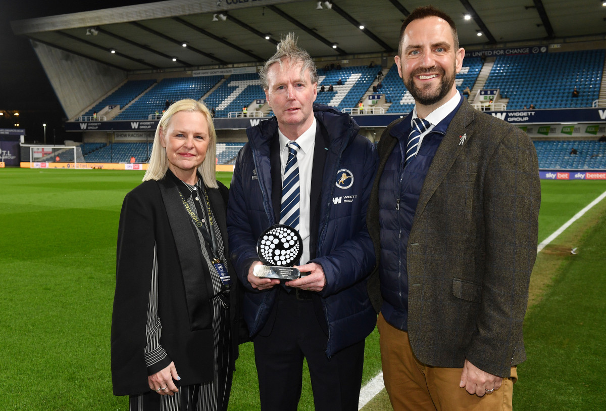 MCT CEO Sean Daly receives special recognition award for 26 years of service in EFL