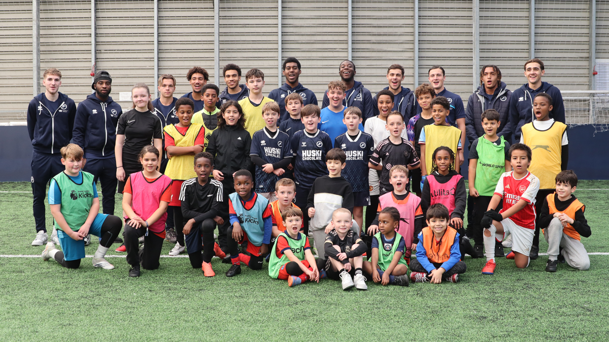 Millwall U21's visit Millwall Community Trust's October Half-Term Holiday Camp