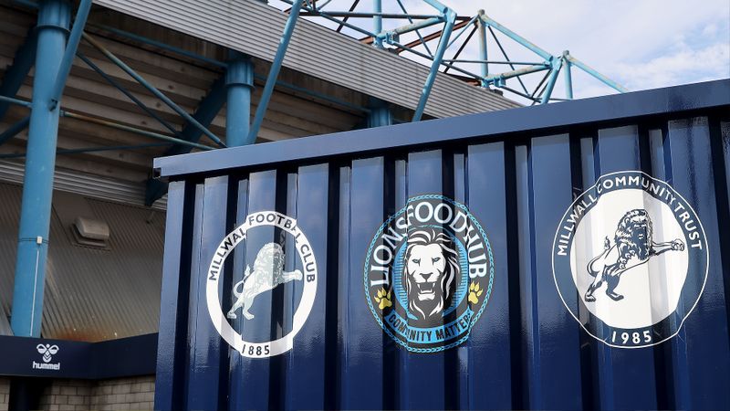 Millwall duo open new Lions Food Hub unit