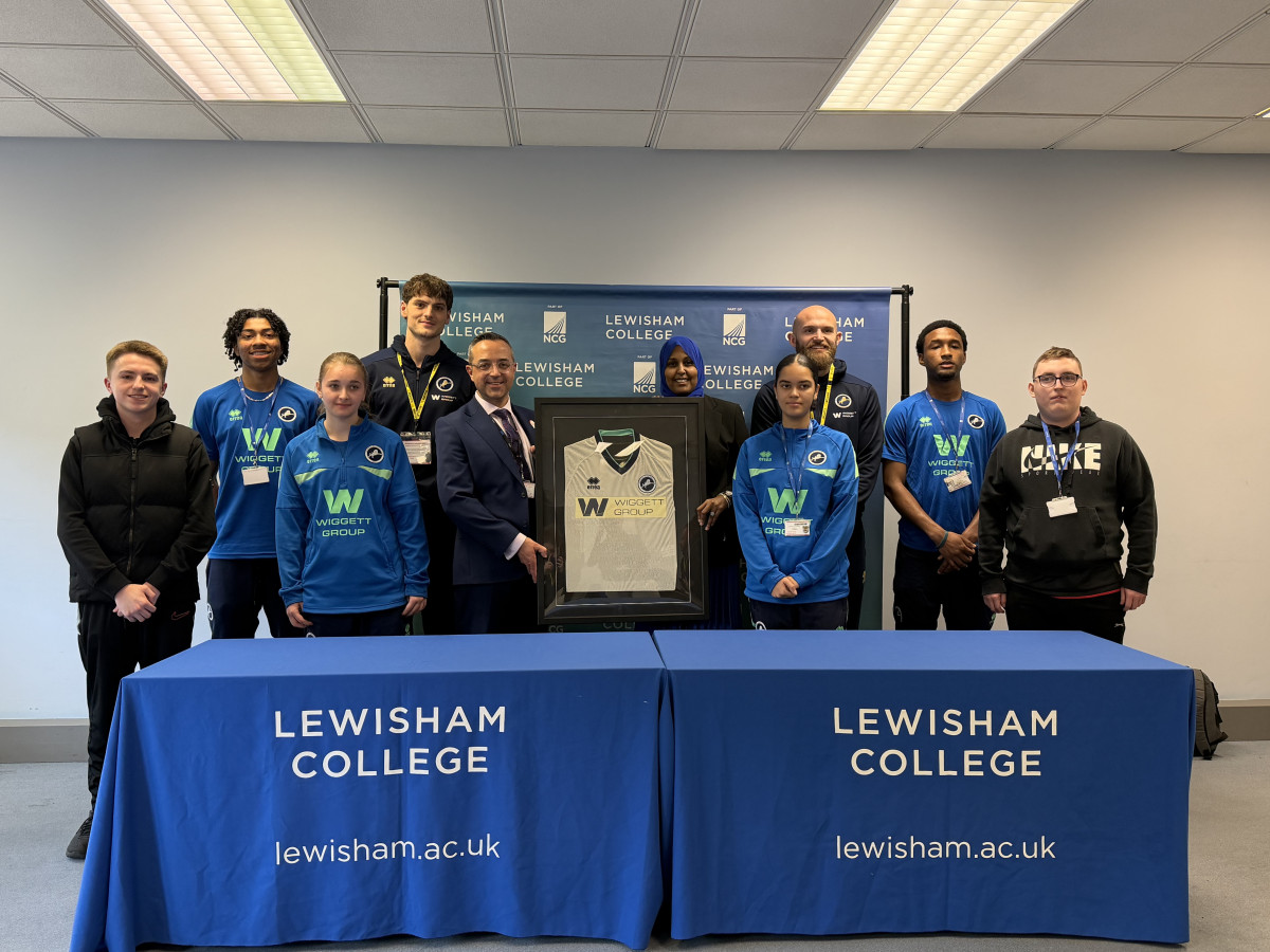 Millwall FC first-team duo Joel Coleman and Caleb Taylor visit Lewisham College